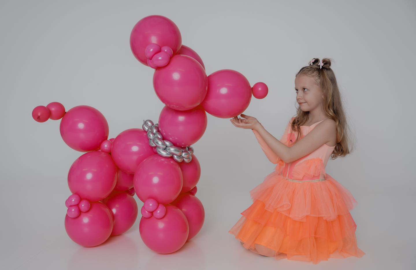 Tatjana Babtsenko - fotosessioon õhupallikoertega