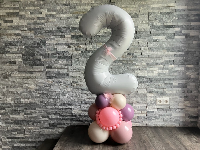 Numbrikombod - õhupallidekoratsioonid