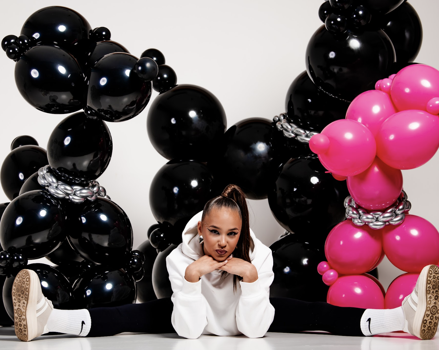 Fotosessioon õhupallikoertega Karramel stuudios